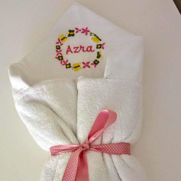 Personelized-hooded-baby-towel-11