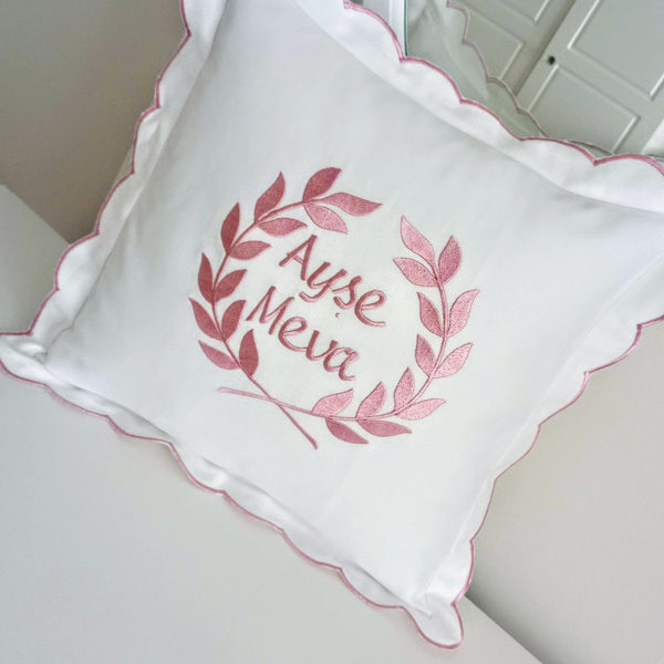 personelized-ornament-pillow-4