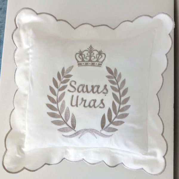 personelized-ornament-pillow-6