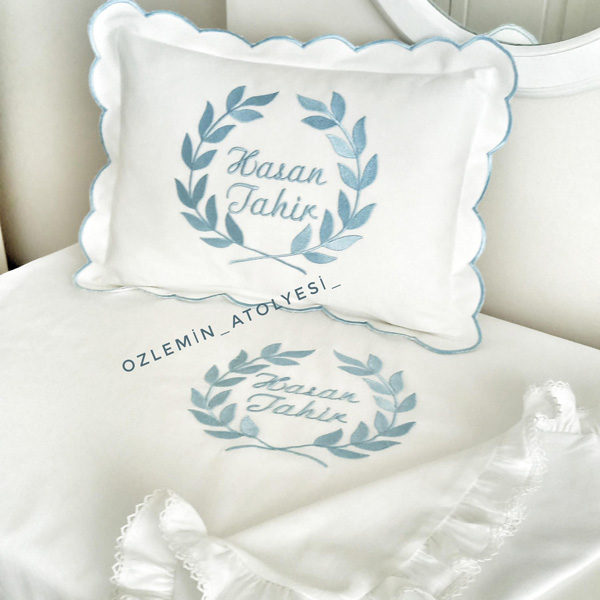 personelized-ornament-pillow-and-blanket-6